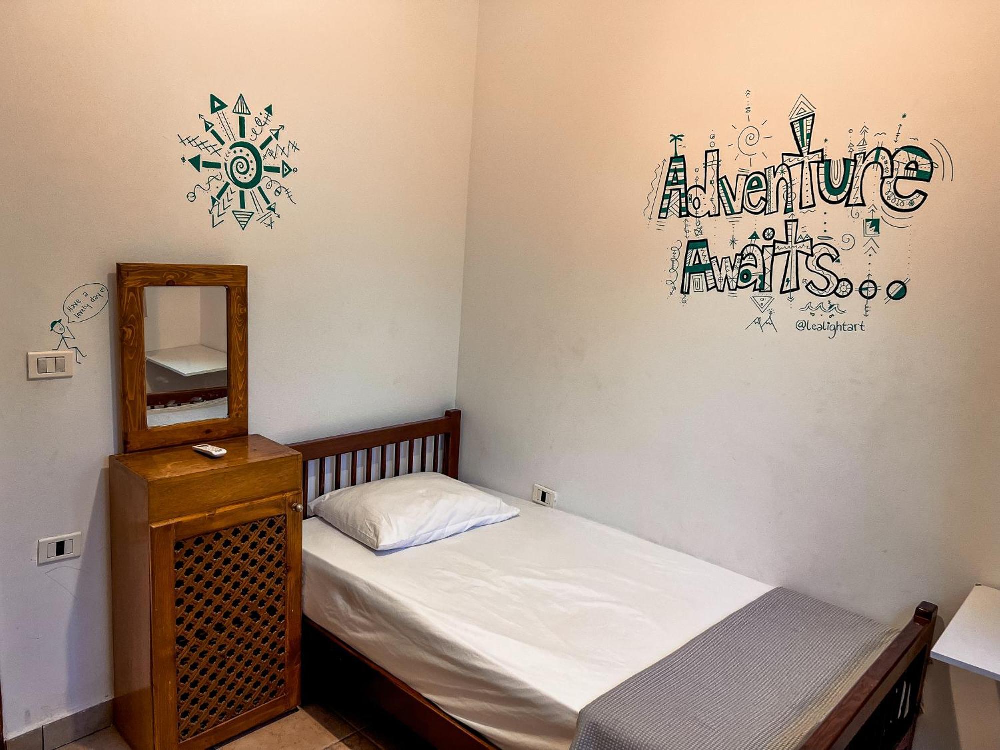 Rafiki Hostels - Дахаб Экстерьер фото